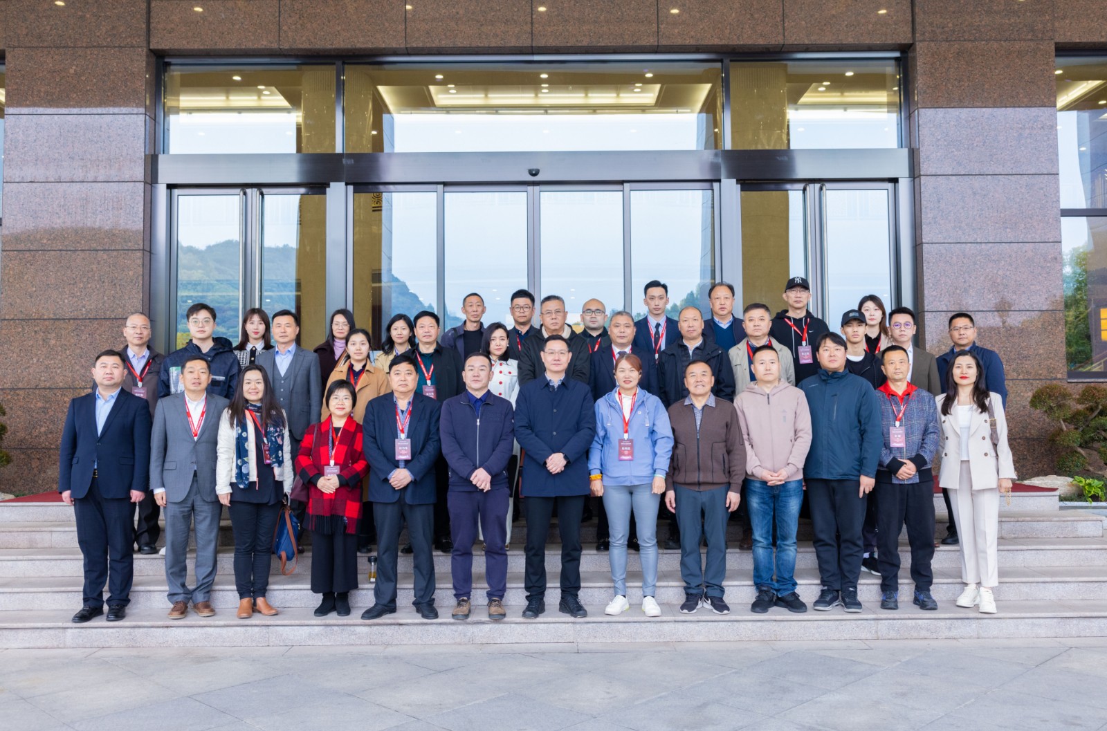 1680501829470574svhp.jpg 1680501829470574svhp.jpg