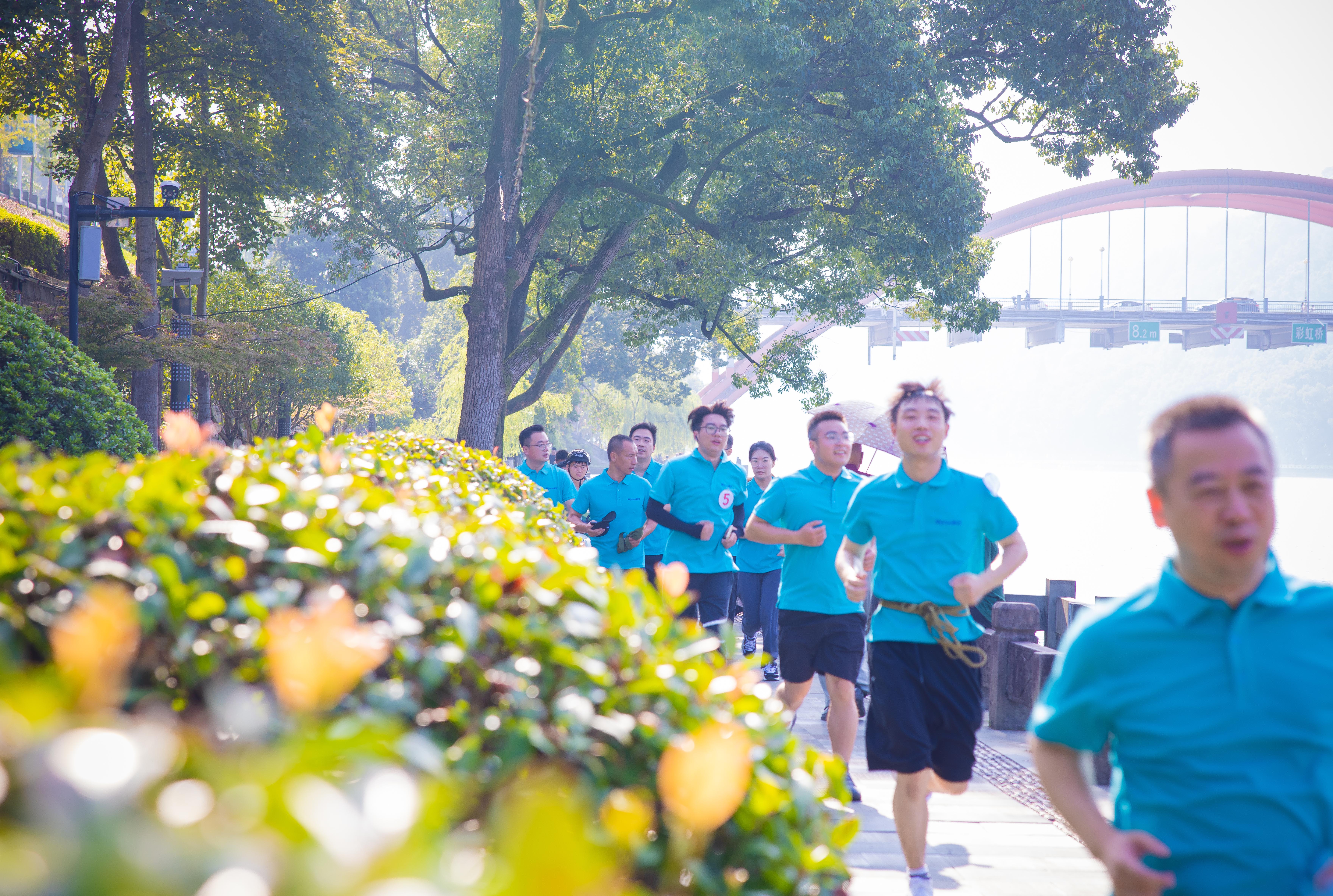 1694487337565872zLH8.jpg 1694487337565872zLH8.jpg